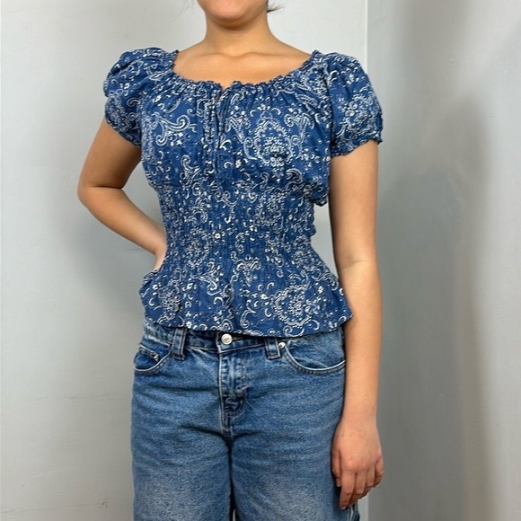 LRL Lauren Ralph Lauren Y2K Blue Paisley Smocked Peasant Top Sz S/M - Picture 1 of 10